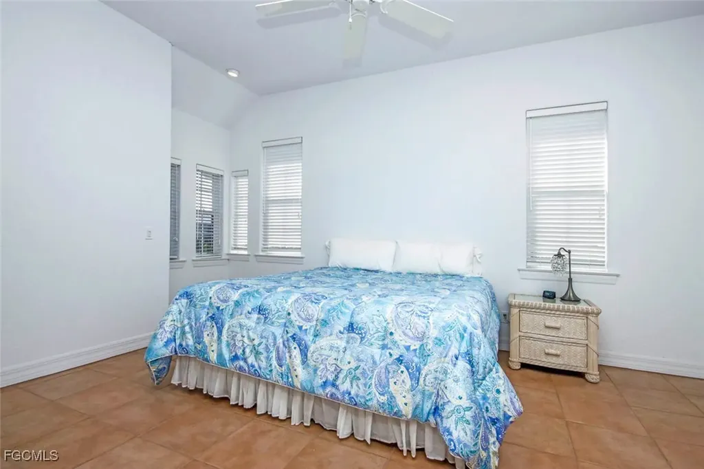 580 Sea Oats Drive Sanibel FL 33957