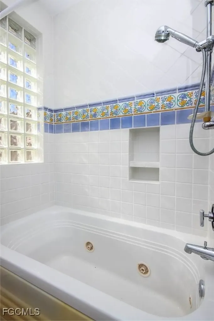 580 Sea Oats Drive Sanibel FL 33957