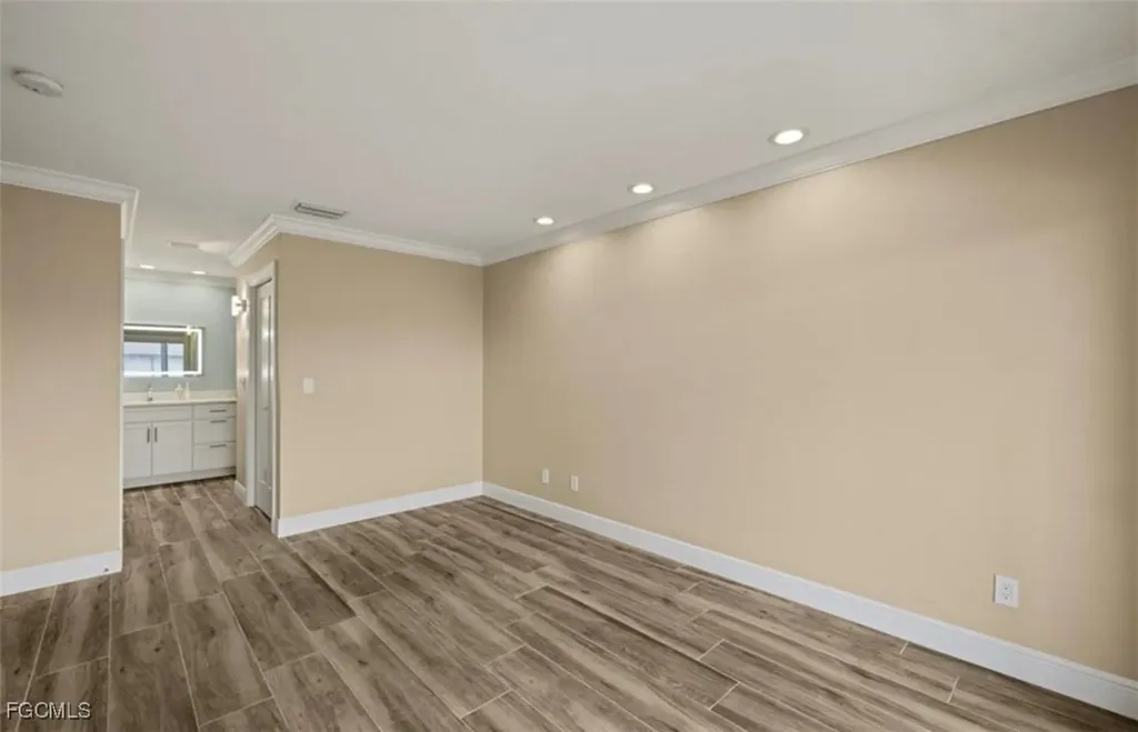4541 SE 5th Place Cape Coral FL 33904