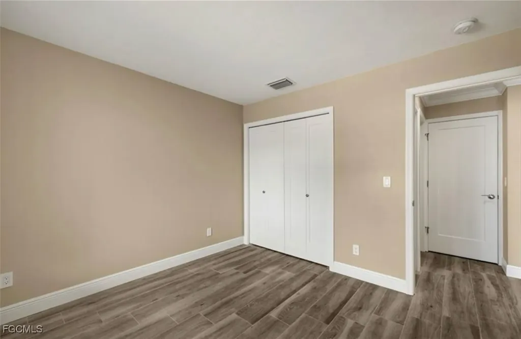 4541 SE 5th Place Cape Coral FL 33904