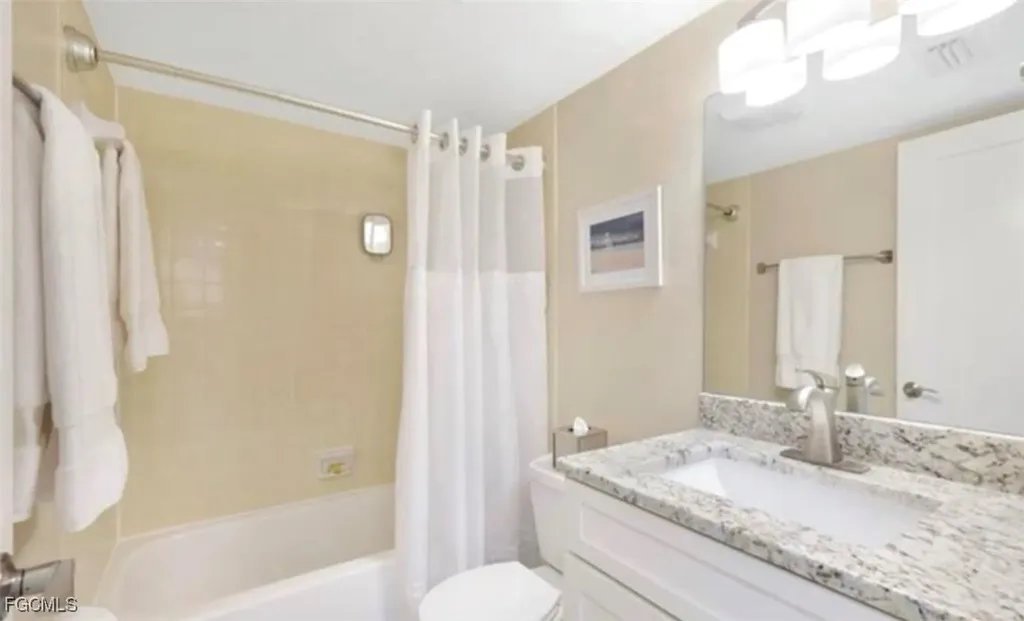 4541 SE 5th Place Cape Coral FL 33904