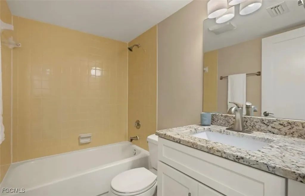 4541 SE 5th Place Cape Coral FL 33904