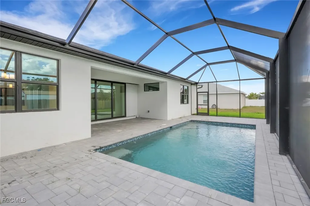426 NW 3rd Terrace Cape Coral FL 33993