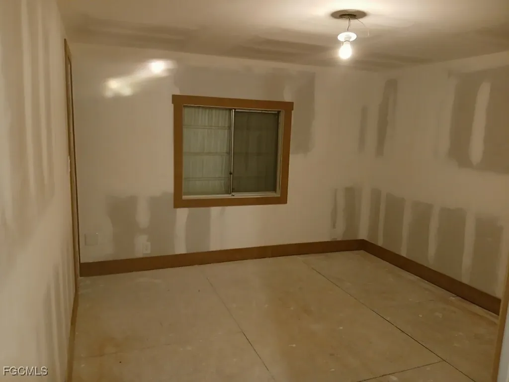 5511 Ben Franklin Lane North Fort Myers FL 33917