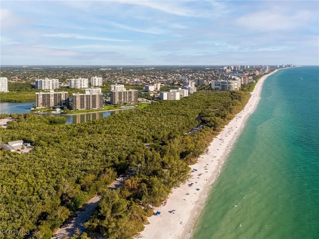 17 Bluebill Avenue Naples FL 34108