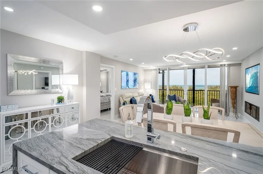 17 Bluebill Avenue Naples FL 34108