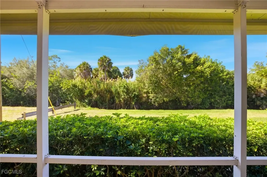 13160 Broadhurst Loop Fort Myers FL 33919