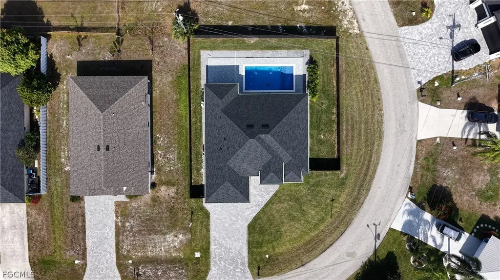 1833 NE 23rd Terrace Cape Coral FL 33909