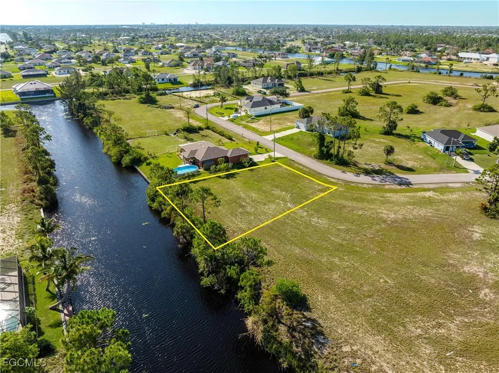 2719 NW 26th Street Cape Coral FL 33993