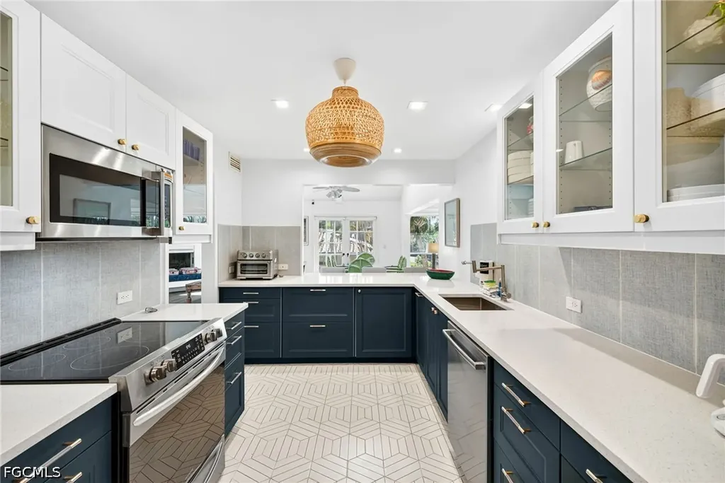280 Southwinds Drive Sanibel FL 33957