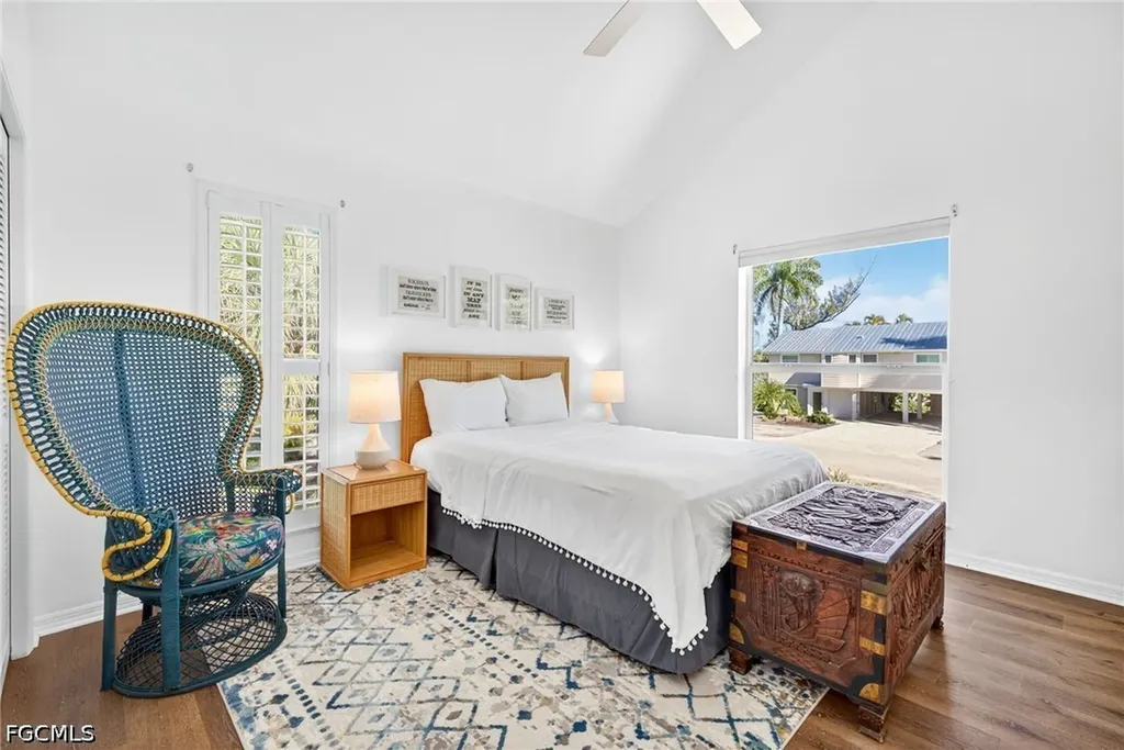 280 Southwinds Drive Sanibel FL 33957