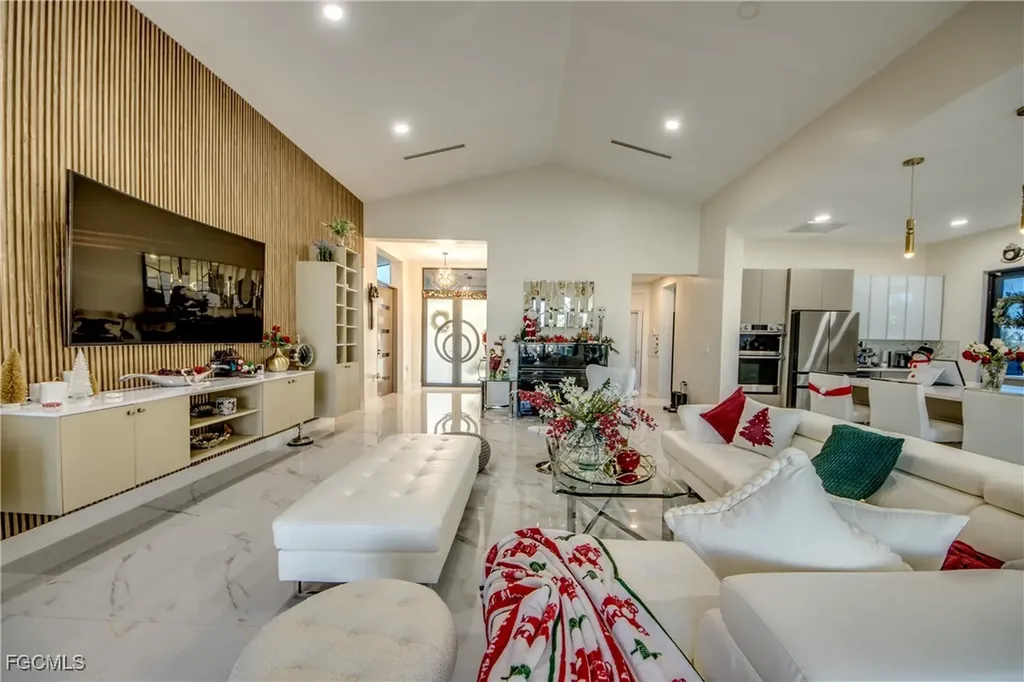 4231 NW 12th Lane Cape Coral FL 33993
