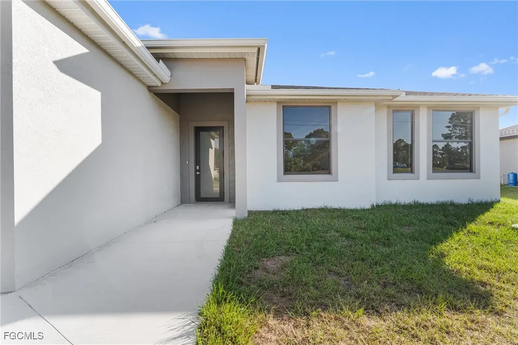 1134 Cumming Street E Lehigh Acres FL 33974
