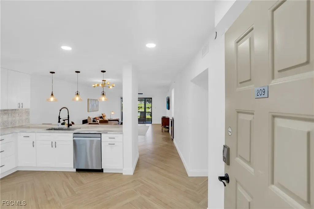 16200 Kelly Cove Drive Fort Myers FL 33908