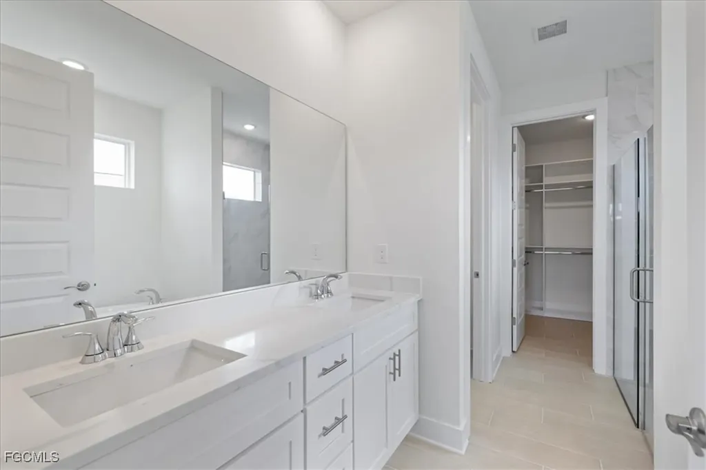 433 SW 21st Street Cape Coral FL 33991