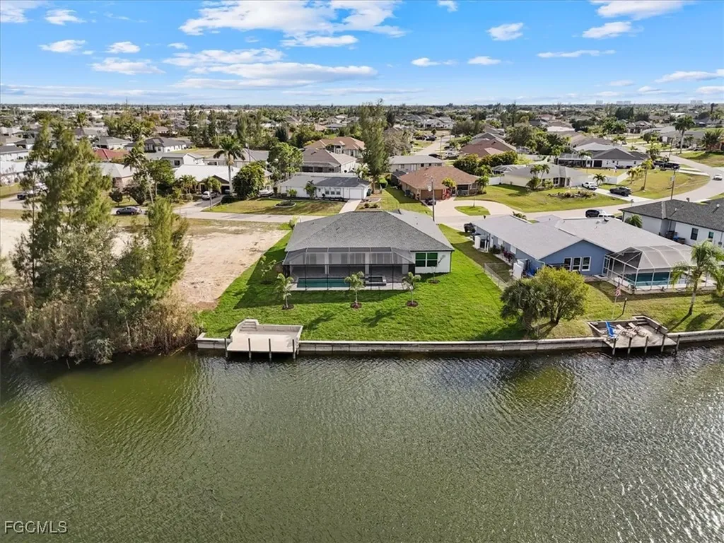 433 SW 21st Street Cape Coral FL 33991