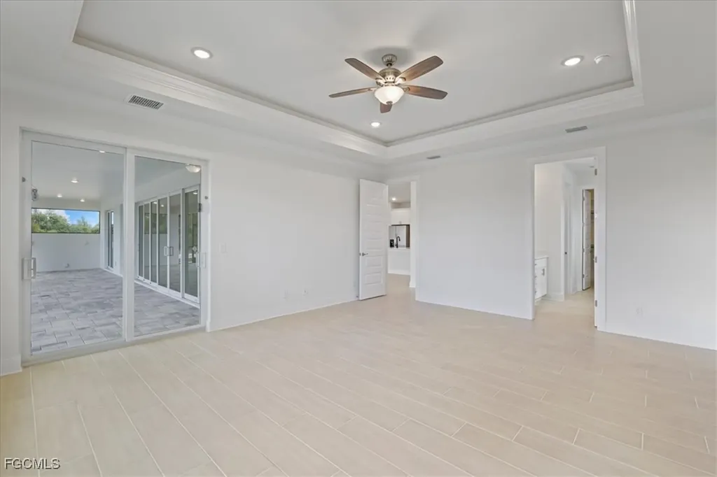 433 SW 21st Street Cape Coral FL 33991
