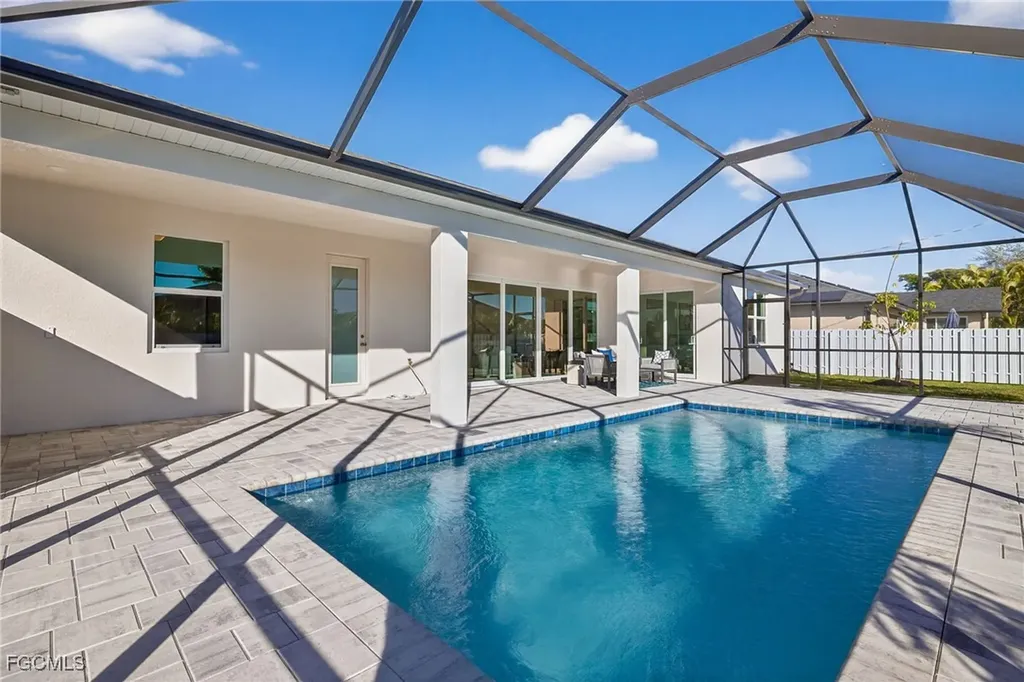 3015 SW 10th Avenue Cape Coral FL 33914