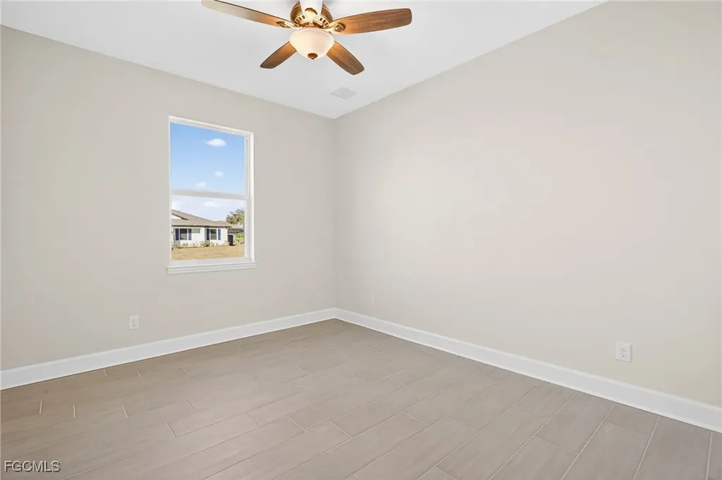 3015 SW 10th Avenue Cape Coral FL 33914