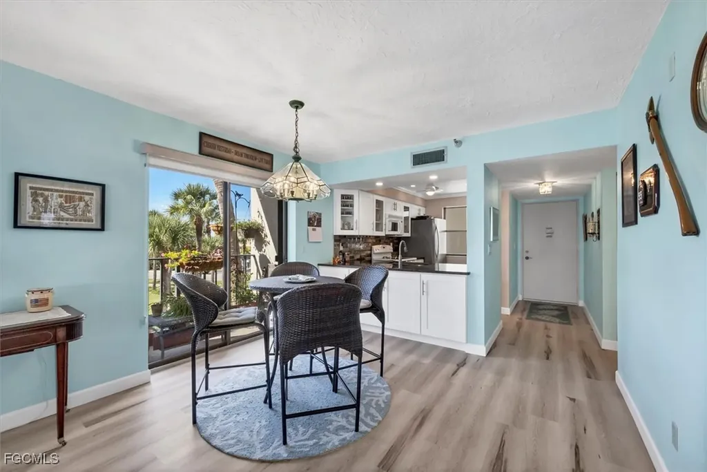 1501 Beach Road Englewood FL 34223