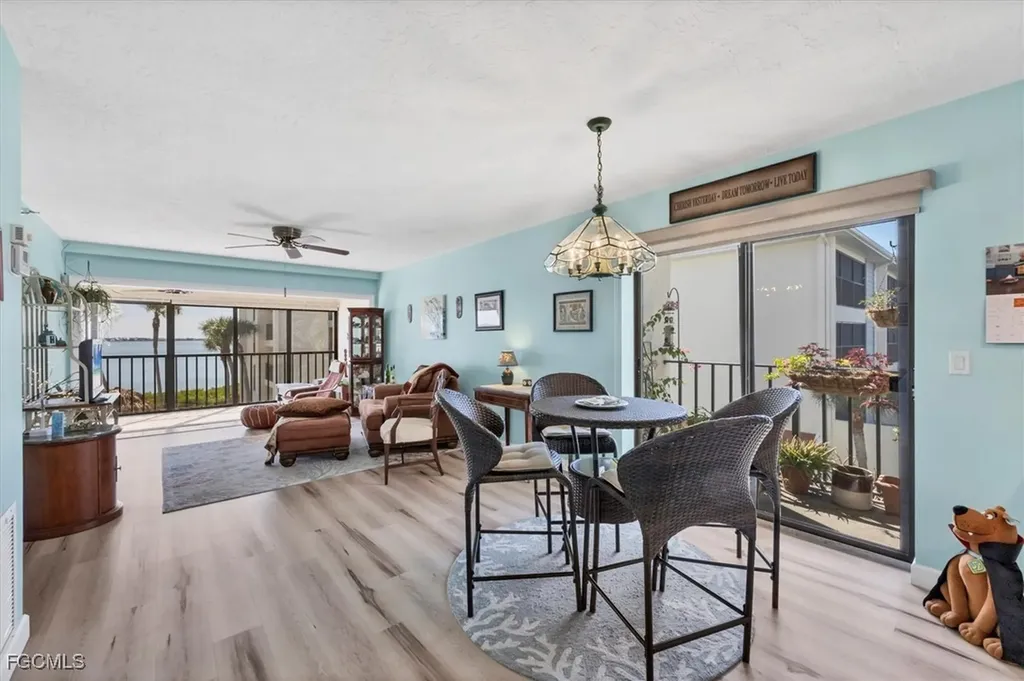 1501 Beach Road Englewood FL 34223