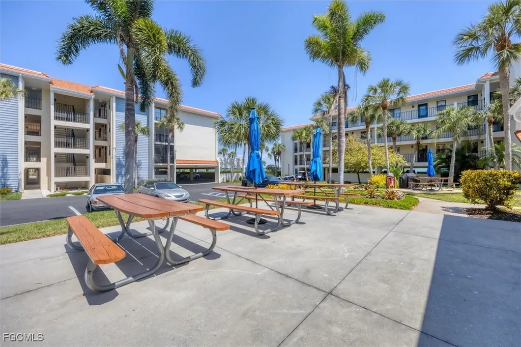 1501 Beach Road Englewood FL 34223