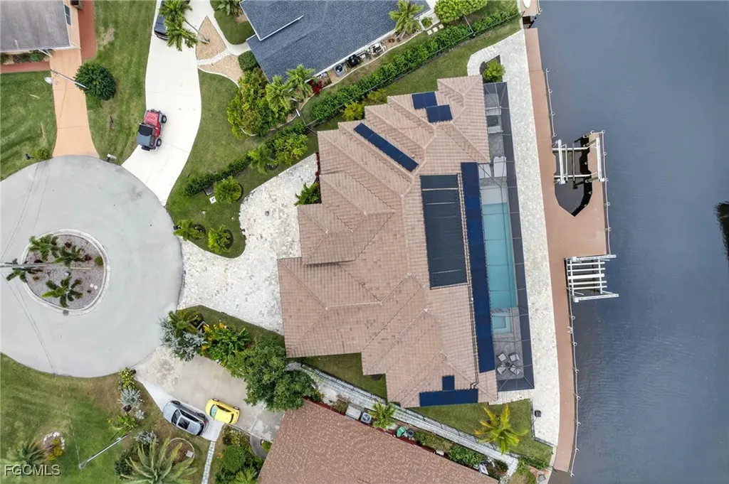 2801 SE 18th Court Cape Coral FL 33904