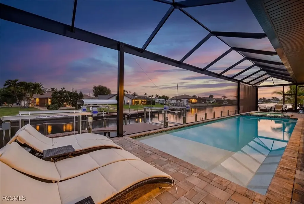 2801 SE 18th Court Cape Coral FL 33904