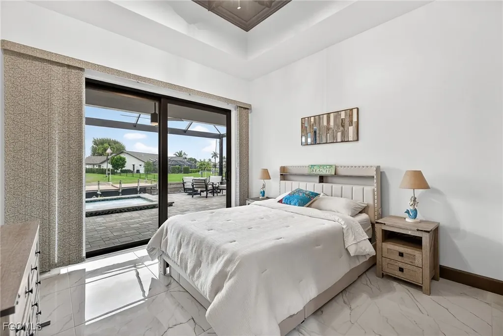 2801 SE 18th Court Cape Coral FL 33904