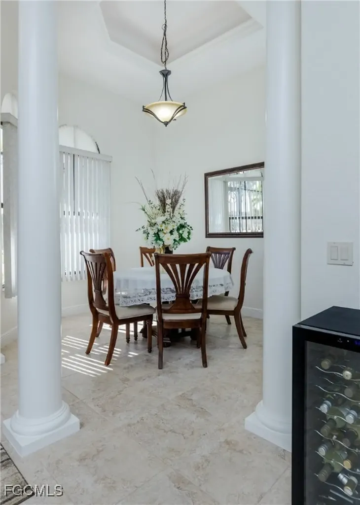 1525 SW 57th Terrace Cape Coral FL 33914