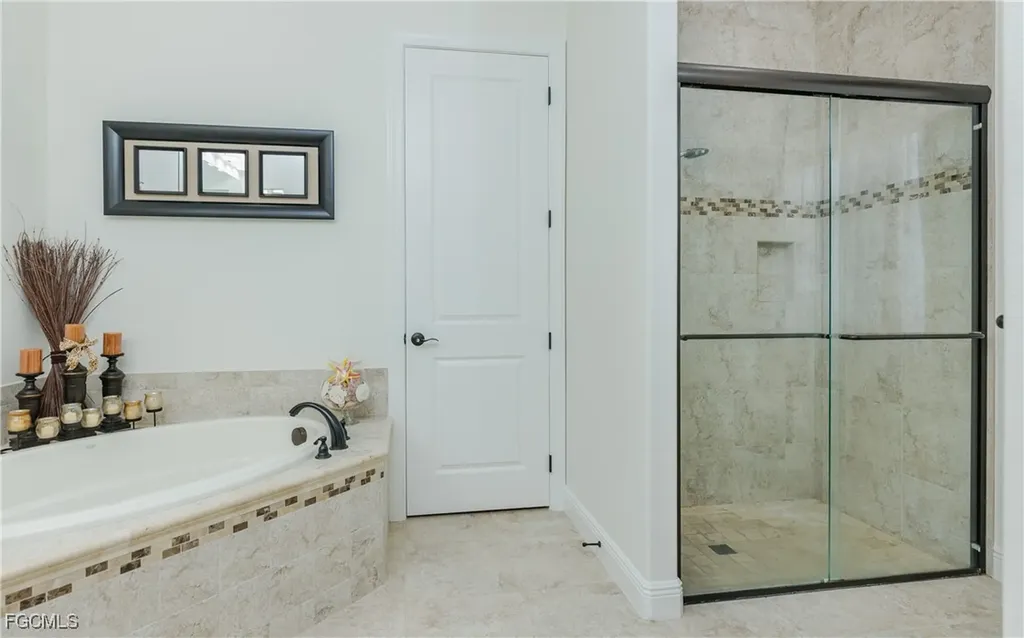 1525 SW 57th Terrace Cape Coral FL 33914