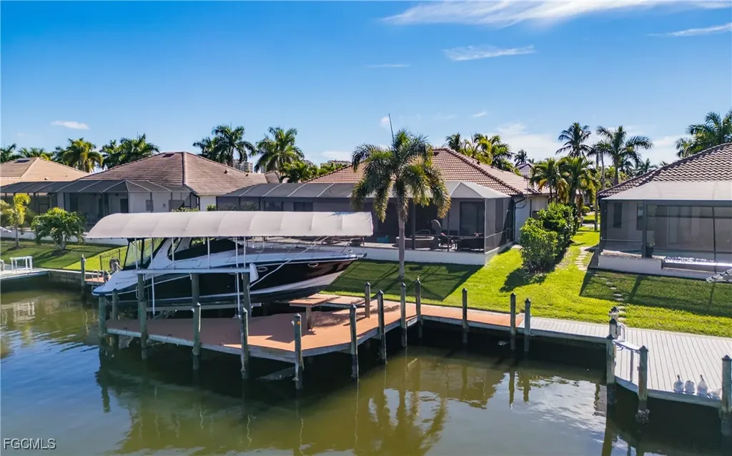 1525 SW 57th Terrace Cape Coral FL 33914