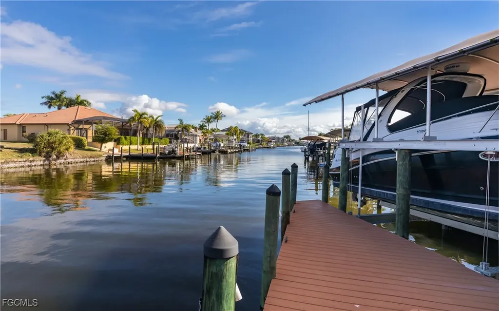 1525 SW 57th Terrace Cape Coral FL 33914
