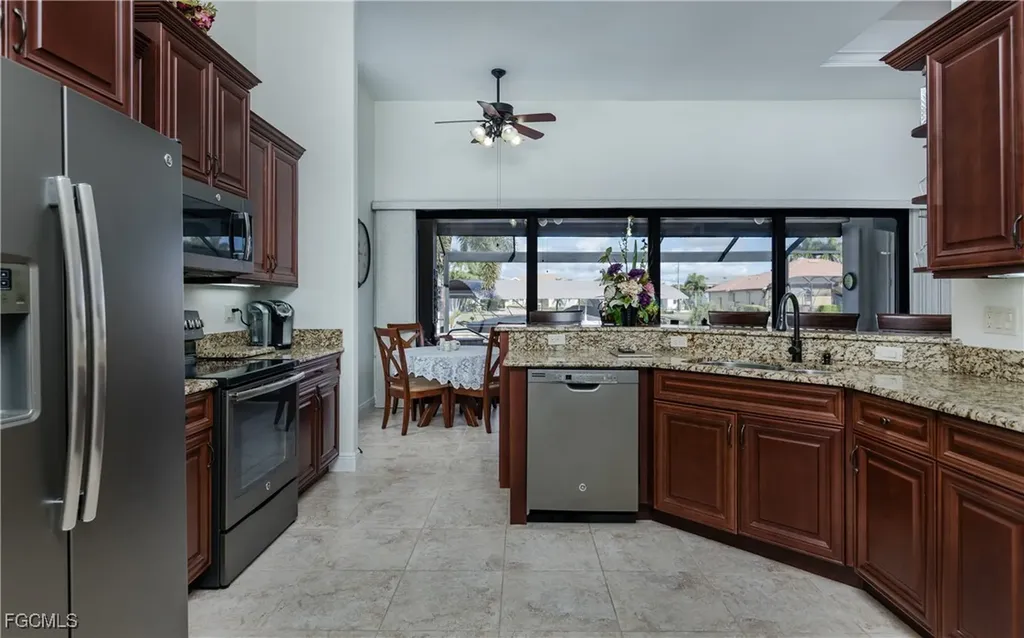1525 SW 57th Terrace Cape Coral FL 33914