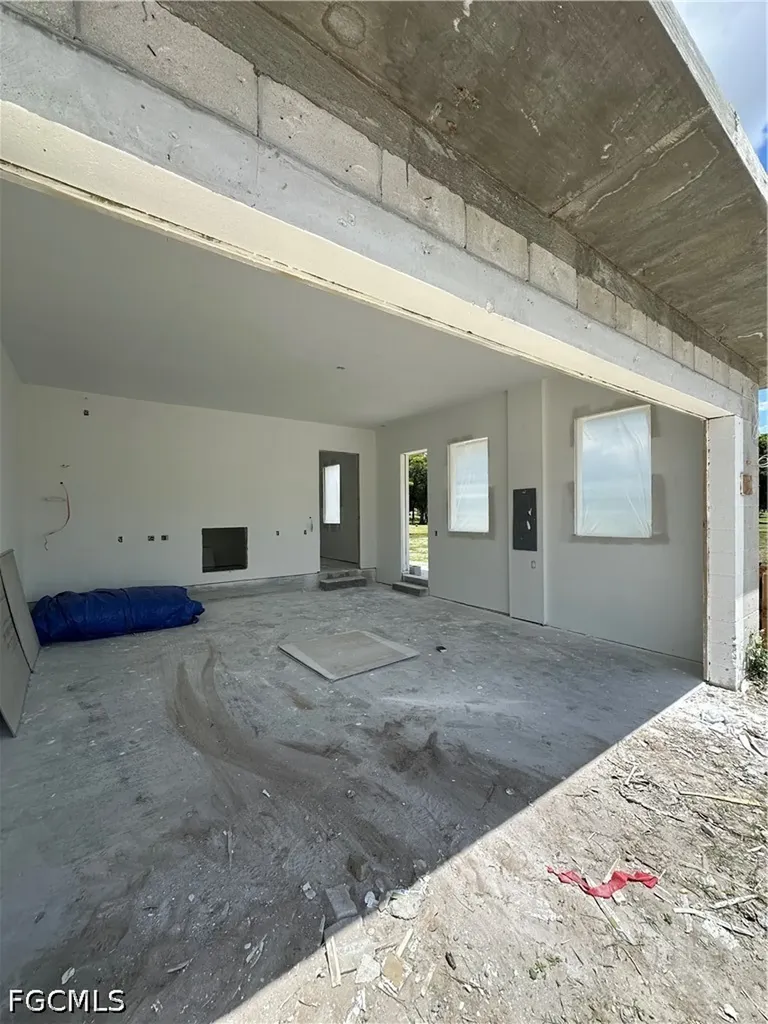 3105 NW 17th Lane Cape Coral FL 33993
