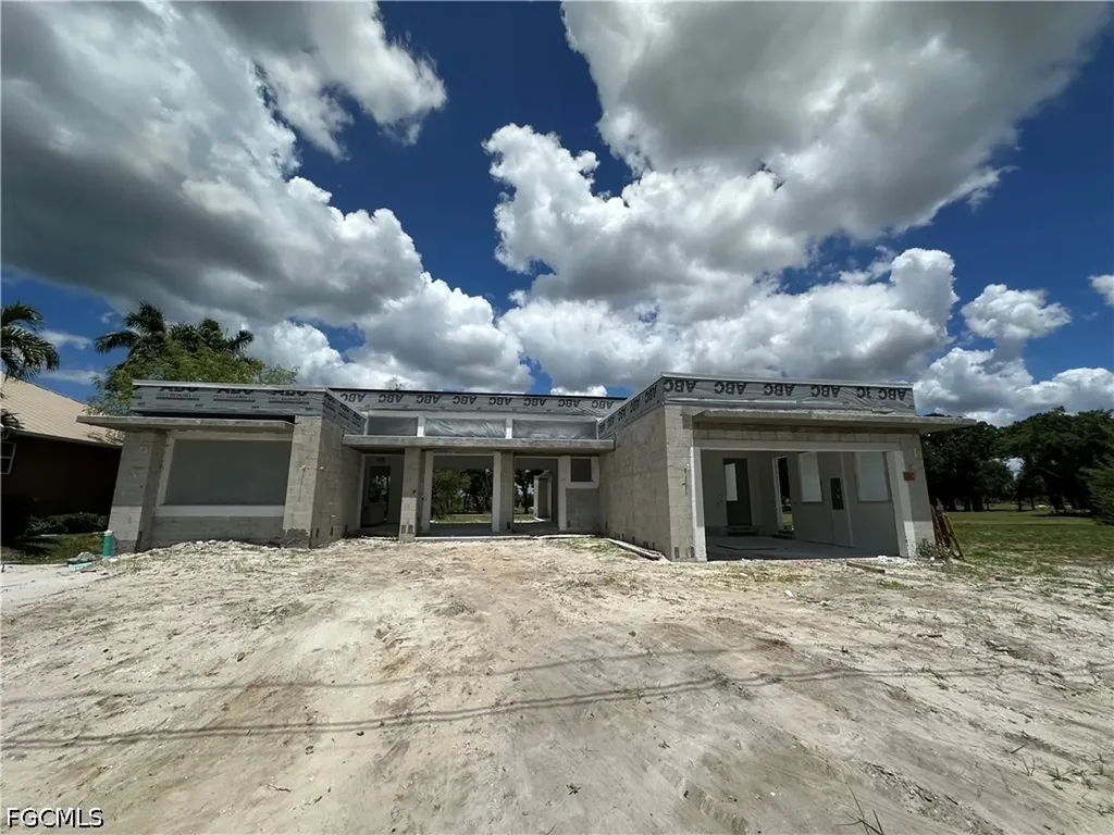 3105 NW 17th Lane Cape Coral FL 33993