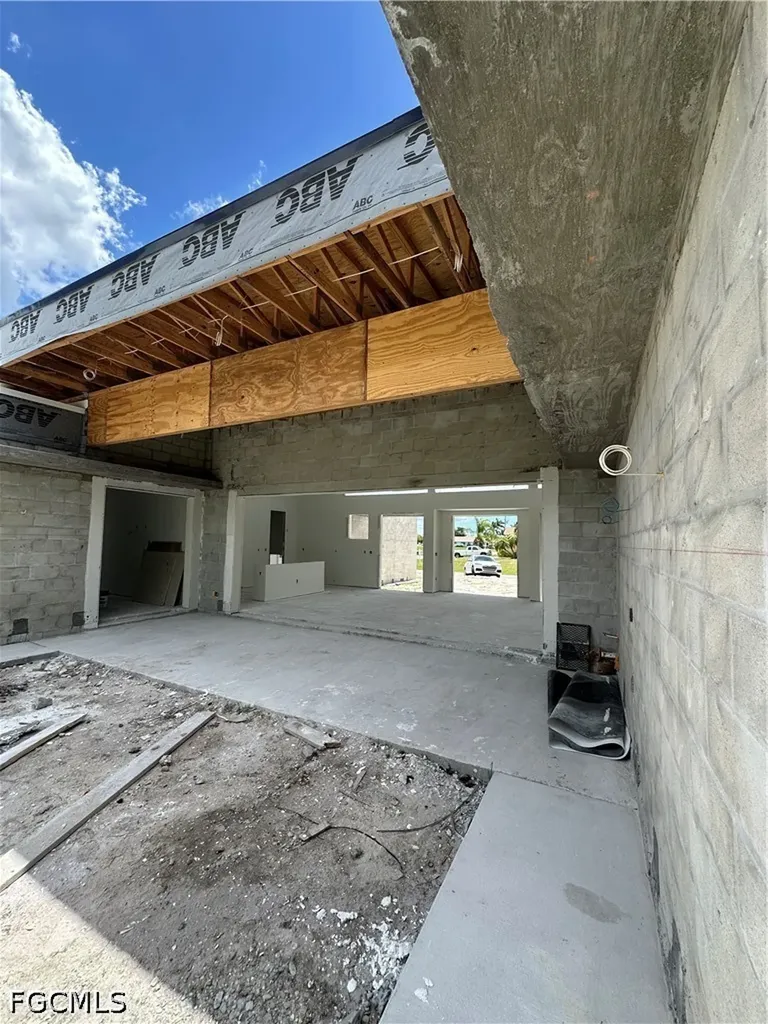 3105 NW 17th Lane Cape Coral FL 33993