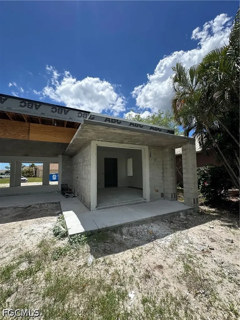 3105 NW 17th Lane Cape Coral FL 33993
