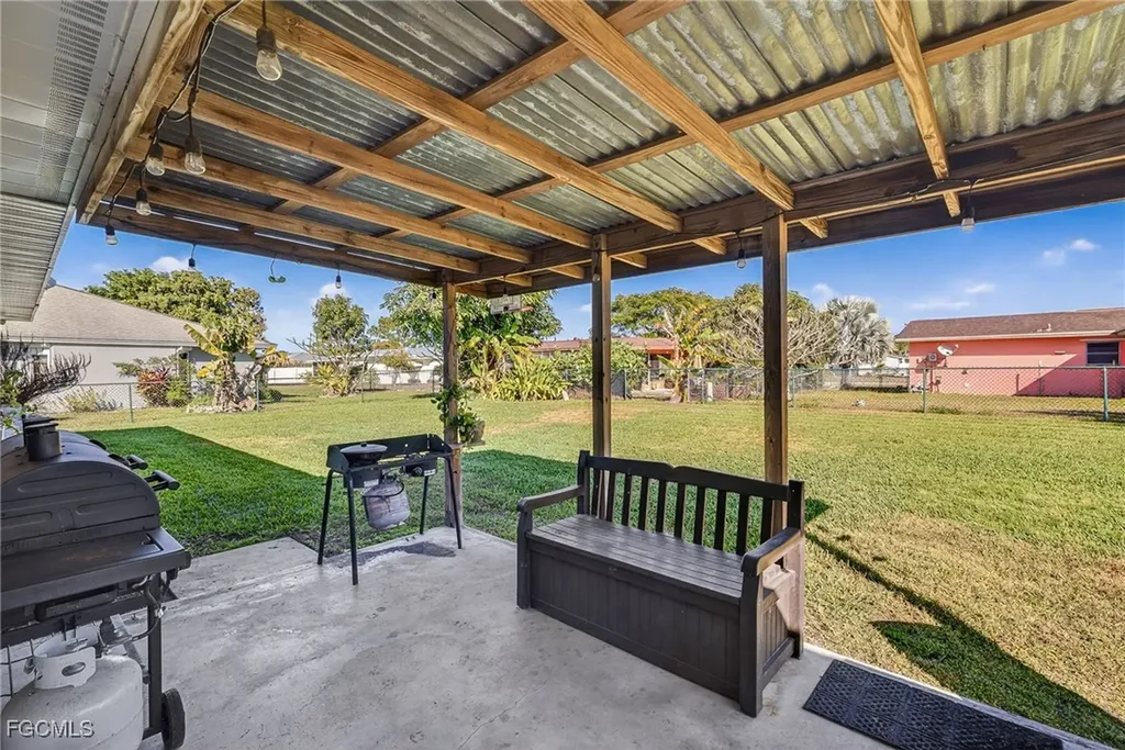 219 Richmond Avenue S Lehigh Acres FL 33936
