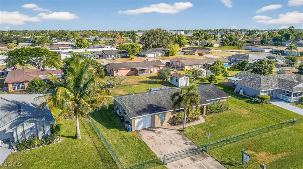 219 Richmond Avenue S Lehigh Acres FL 33936