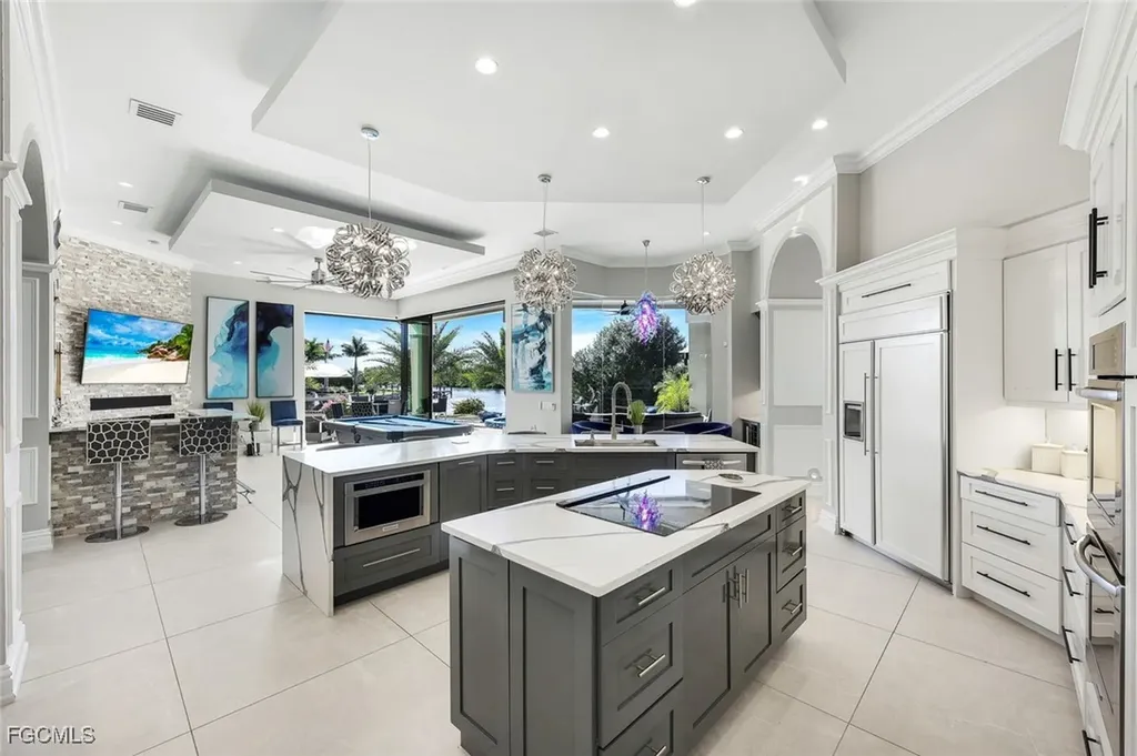 1518 Hermitage Lane Cape Coral FL 33914