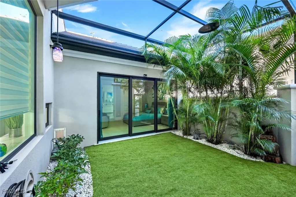 1518 Hermitage Lane Cape Coral FL 33914