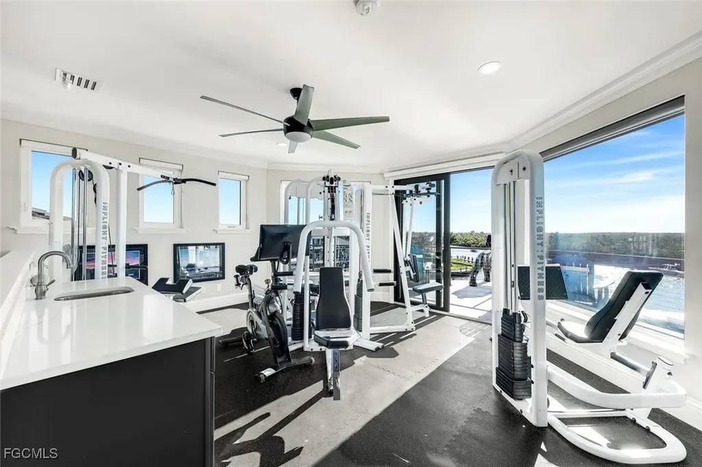 1518 Hermitage Lane Cape Coral FL 33914