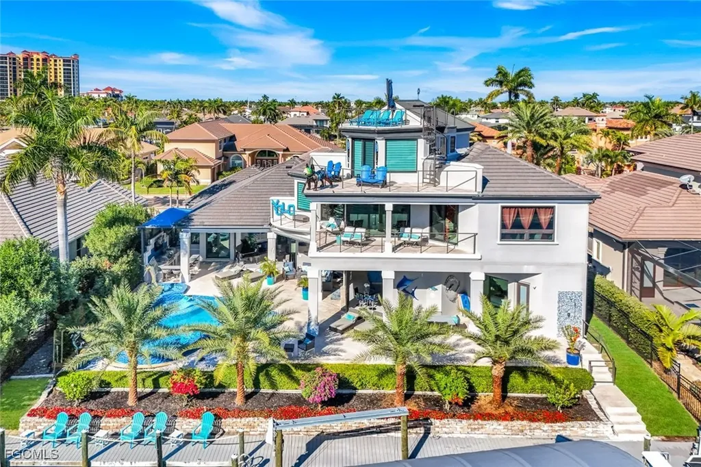 1518 Hermitage Lane Cape Coral FL 33914