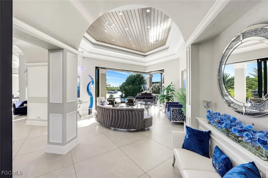 1518 Hermitage Lane Cape Coral FL 33914