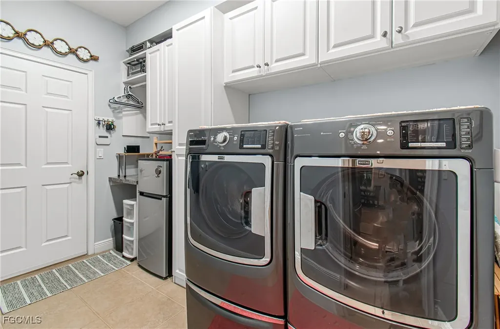 10695 Camarelle Circle Fort Myers FL 33913