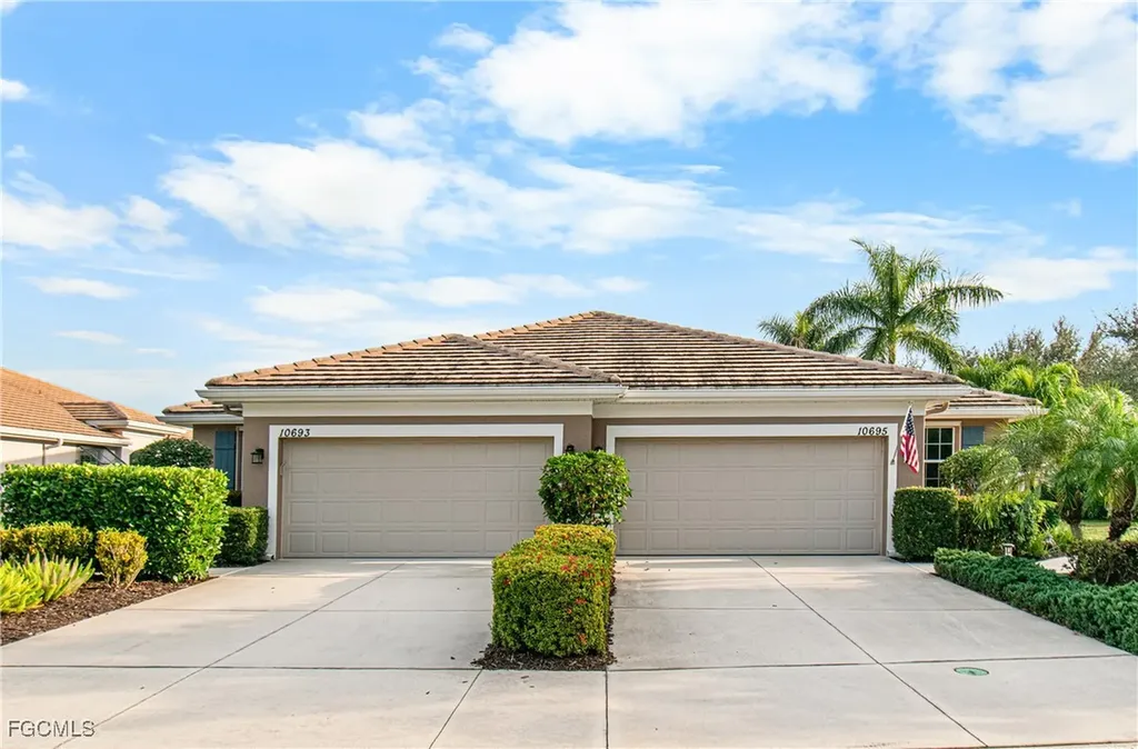10695 Camarelle Circle Fort Myers FL 33913
