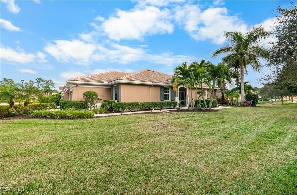 10695 Camarelle Circle Fort Myers FL 33913