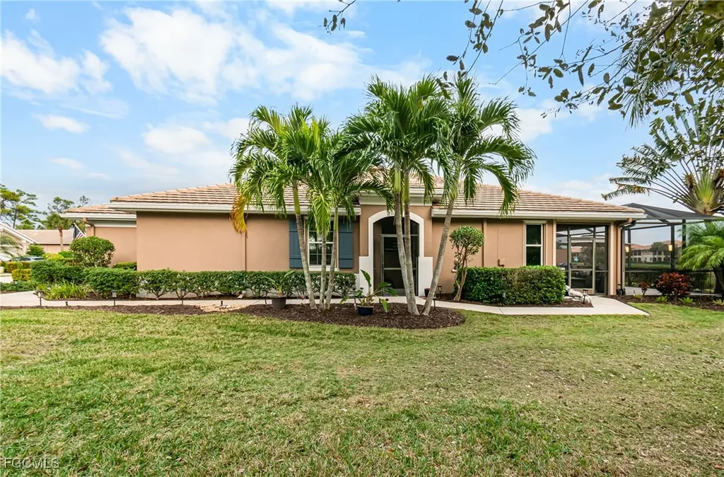 10695 Camarelle Circle Fort Myers FL 33913