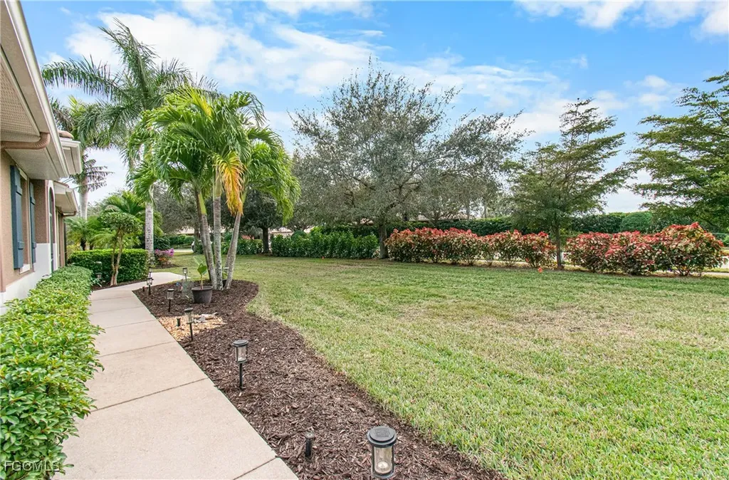 10695 Camarelle Circle Fort Myers FL 33913